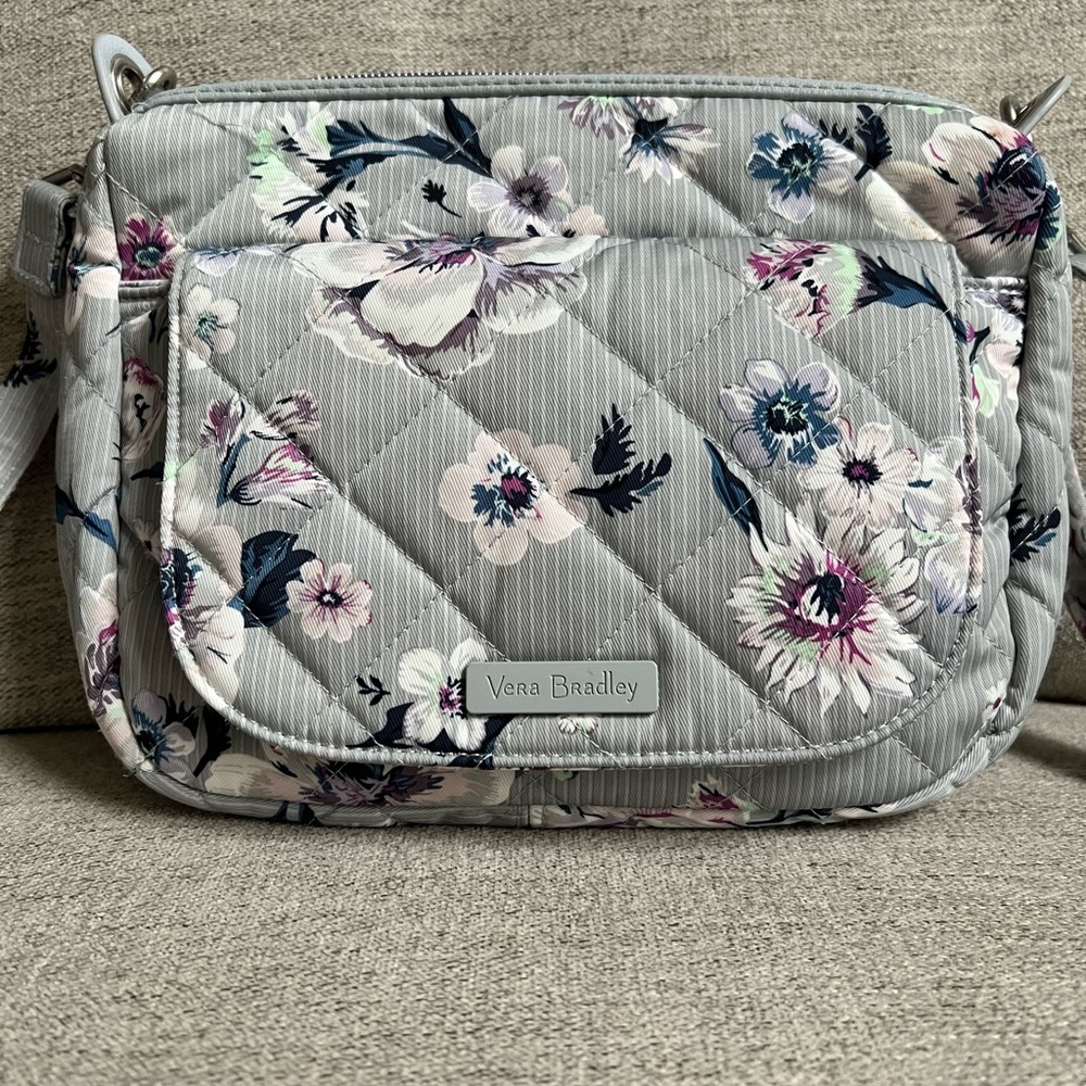 EUC Vera Bradley Park Stripes Mini Carson Crossbody Bag